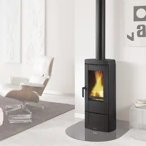 Bestel Nu La Nordica Extraflame stufa a legna Candy 4.0 in ghisa smaltata 6,2 kw 177 m³ riscaldabili con cassetto cenere
