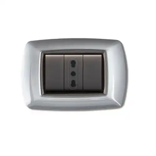 Korting Placca My Life Mod. Living in tecnopolimero posti 3 colore alluminio chiaro coprinterruttore accessorio ricambio