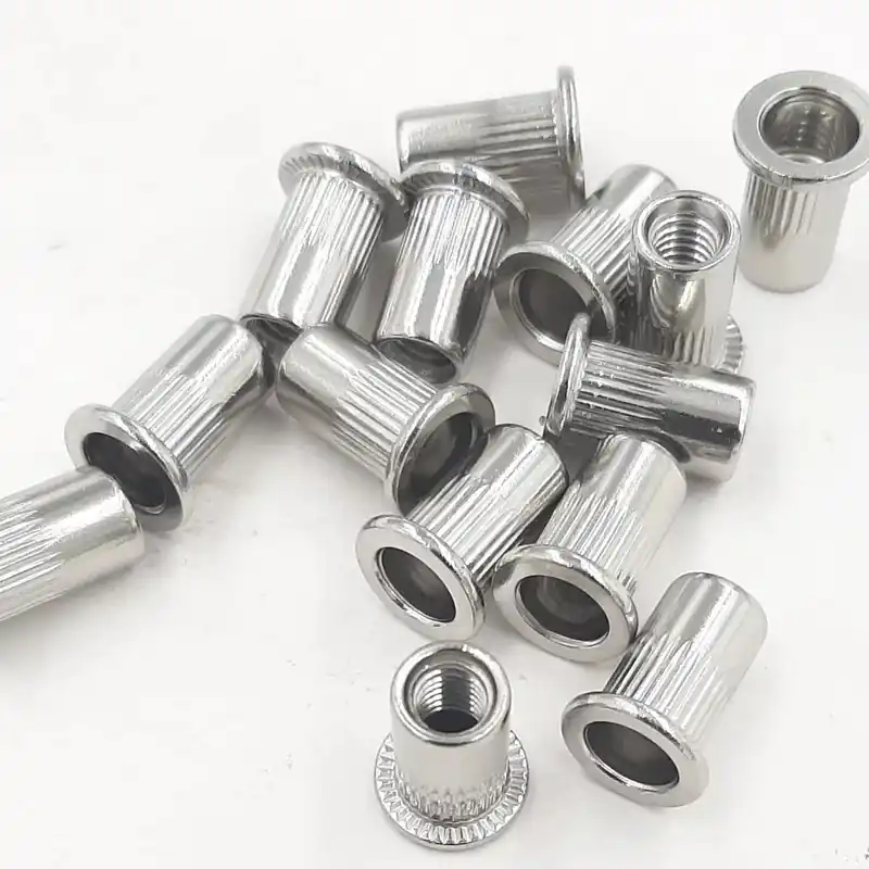 INSERTO FILETTATO ZIGRINATO INOX M6 0,5-3,5 mm Lage Kosten