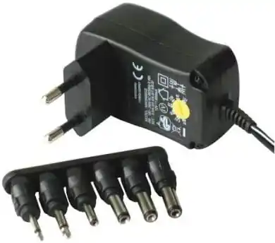 Flitsaanbieding ALIMENT. MKC-3N06GS 3-12DC UNIV. 600MAH N.6 PLUG