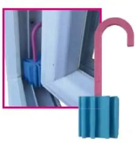 Seizoensaanbieding AMMORTIZZATORE PER PORTE E FINESTRE GUMMY BLOCK PZ.1, si applica alle cerniere con l‘apposito gancio. Evita la chiusura accidentale causata dalle correnti d‘aria.