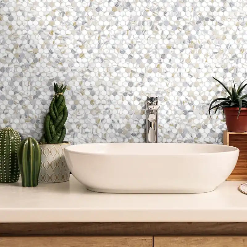 Merkproduct Prestige Penny Round Calacatta Gold Mix - Mosaico Bottoncino su rete effetto marmo
