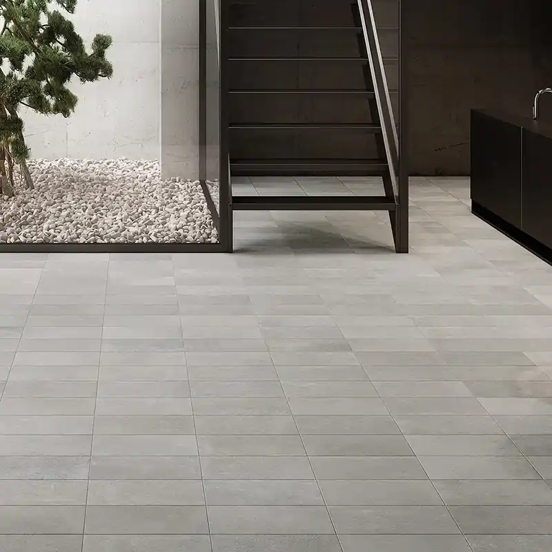 Street Londra Grey R10 - Gres Porcellanato effetto cemento 22x45 Exclusieve Aanbieding