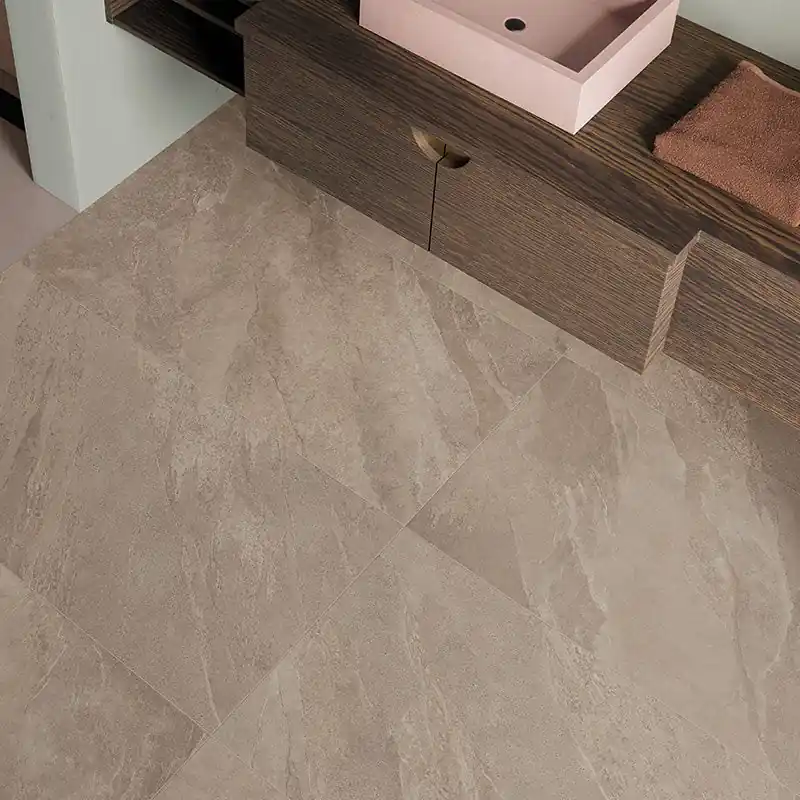 Bestseller Ubik Walnut - Gres effetto pietra ardesia 30x60 rettificato