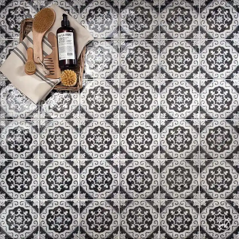 Maioliche 14 - Gres Porcellanato Decorato 15x15 Stile Vietri Dagaanbieding